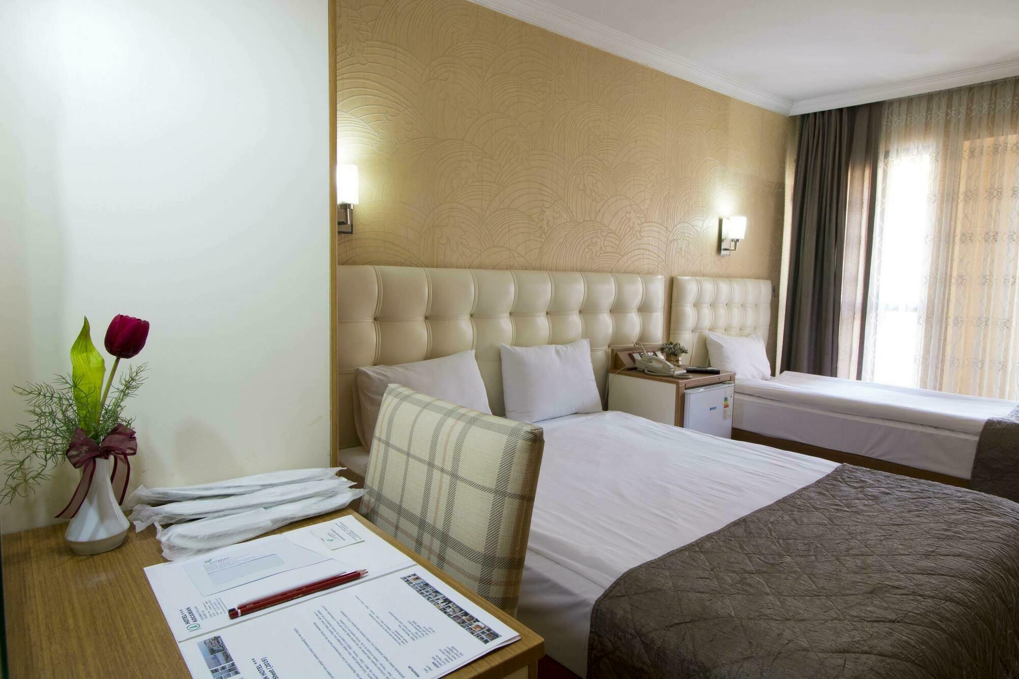 Hotel Kocaman Izmir Exterior photo