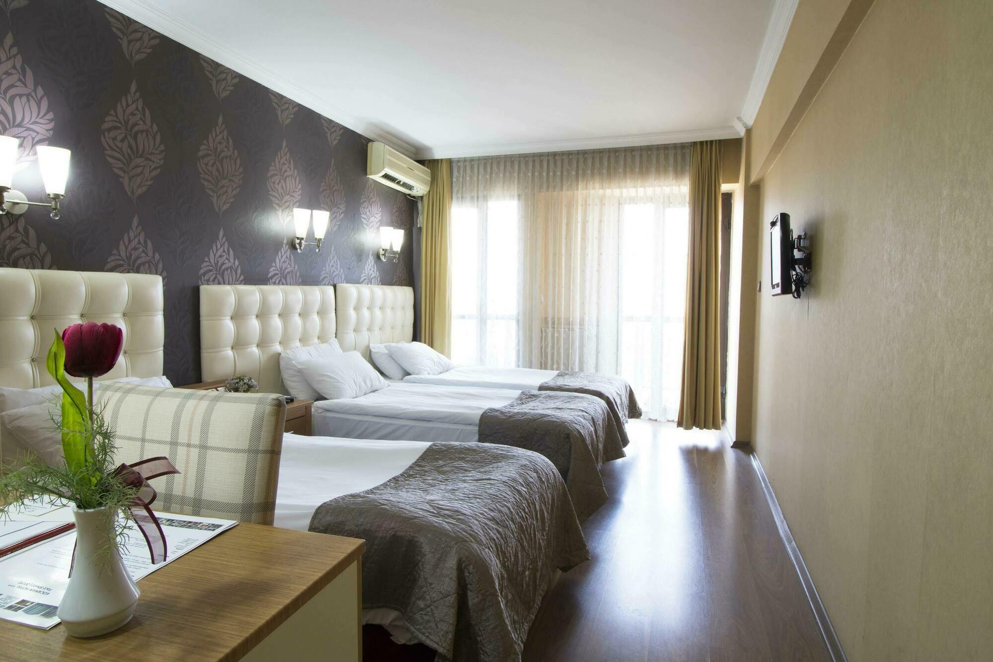 Hotel Kocaman Izmir Exterior photo